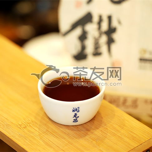 2017年潤(rùn)元昌老鐵熟餅熟茶357克 老鐵熟餅 價(jià)格多少錢 怎么樣 圖片 評(píng)測(cè) 報(bào)價(jià)查詢 批發(fā) 茶友網(wǎng) 原中國(guó)普洱茶網(wǎng)